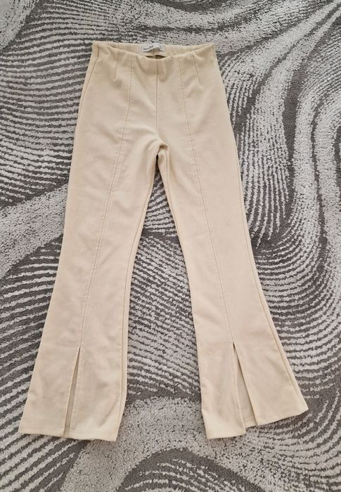 Legginsy, dzwony"Bershka".