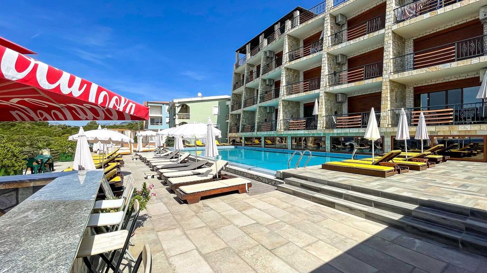 Wakacje klimat Chorwacja, Apartamenty plaża, Basen, leżaki, Czarnogóra