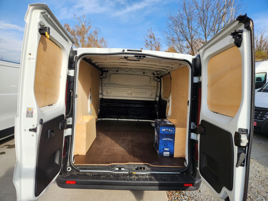 Рено трафіки 2020 і 2021 років, 2.0 дизель, 88 квт. Long.