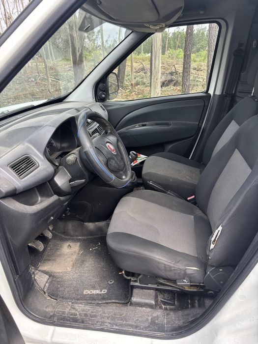 Fiat doblo 2011 comercial