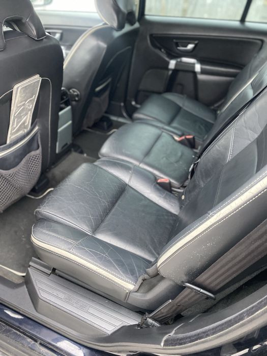 Volvo xc 90 повний привід