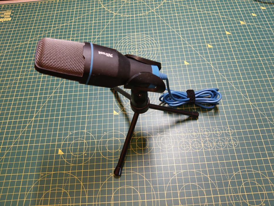 Mikrofon Trust Mico 20378‑02 + statyw