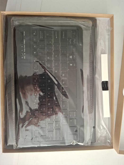 Capa com teclado para Samsung Tab S7 FE / S7 Plus / S8 Plus 12,4" IVEOPPE