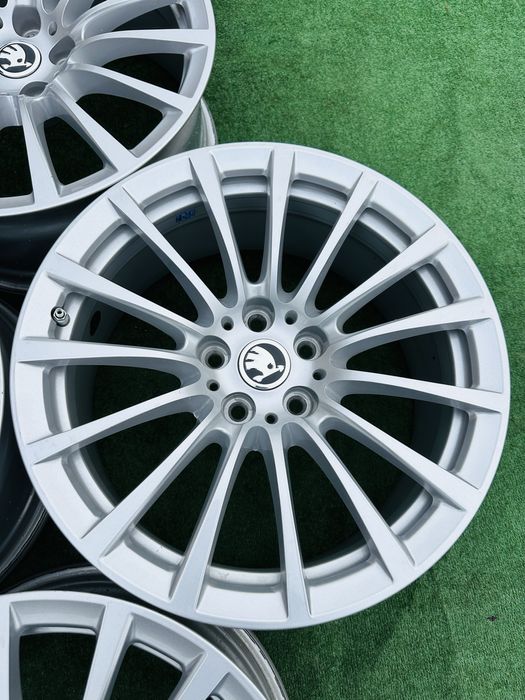 Диски ковані 5/112 R18 Skoda VW Audi 8J ET-30 з датчиками
