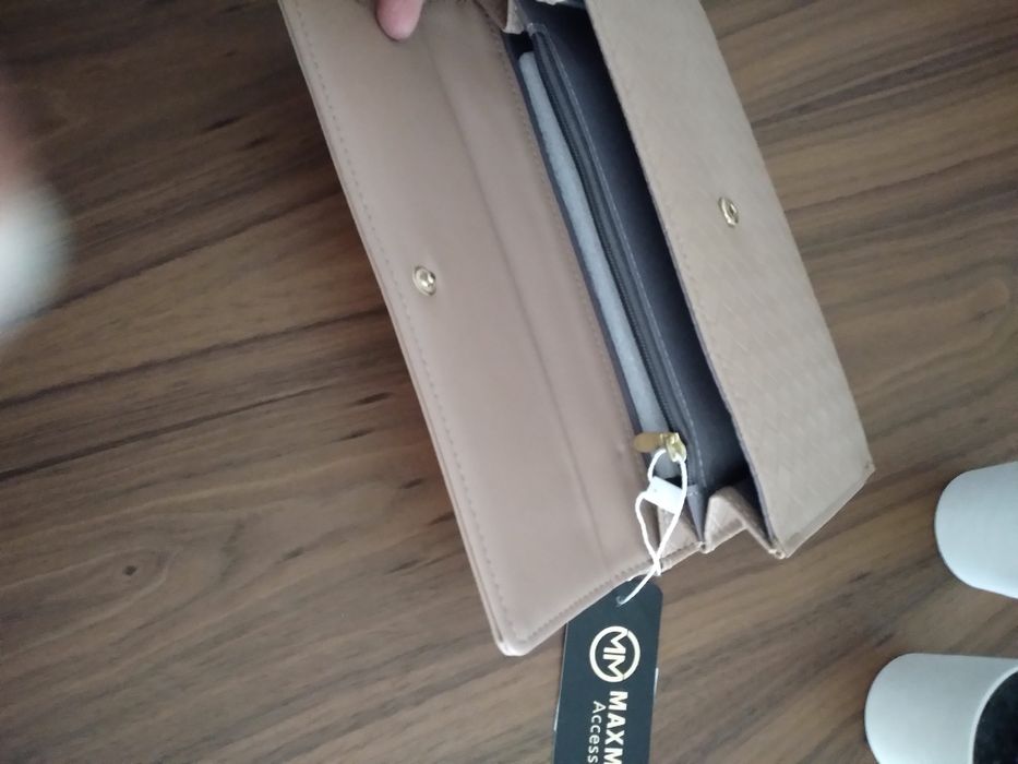 Porta moedas / carteira bege nova