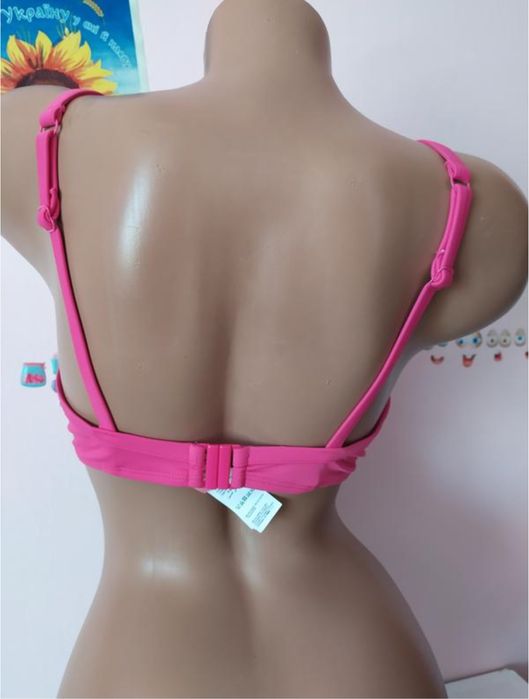 Новий верх купальника hunkemoller, eur 80c