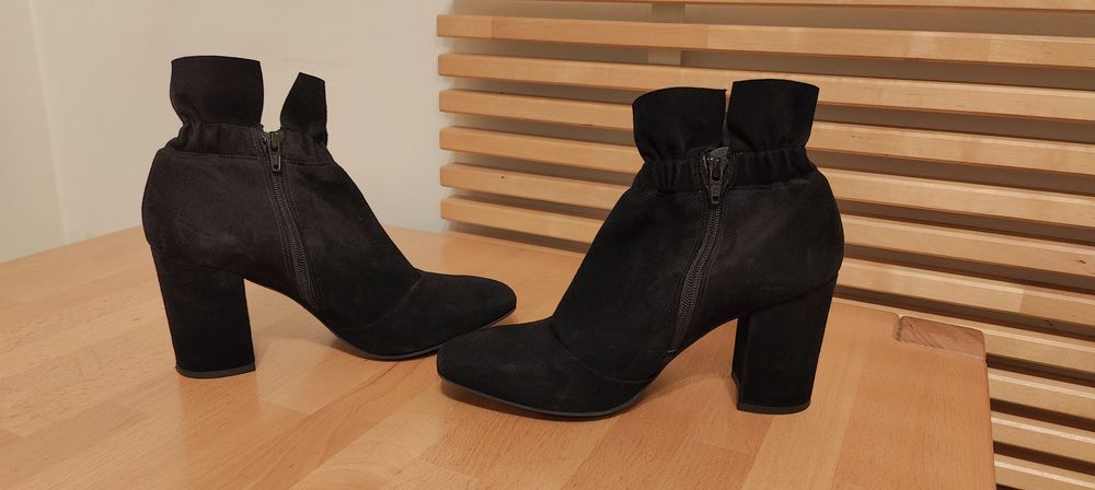 Damskie botki ,buty zamszowe czarne roz 38/39