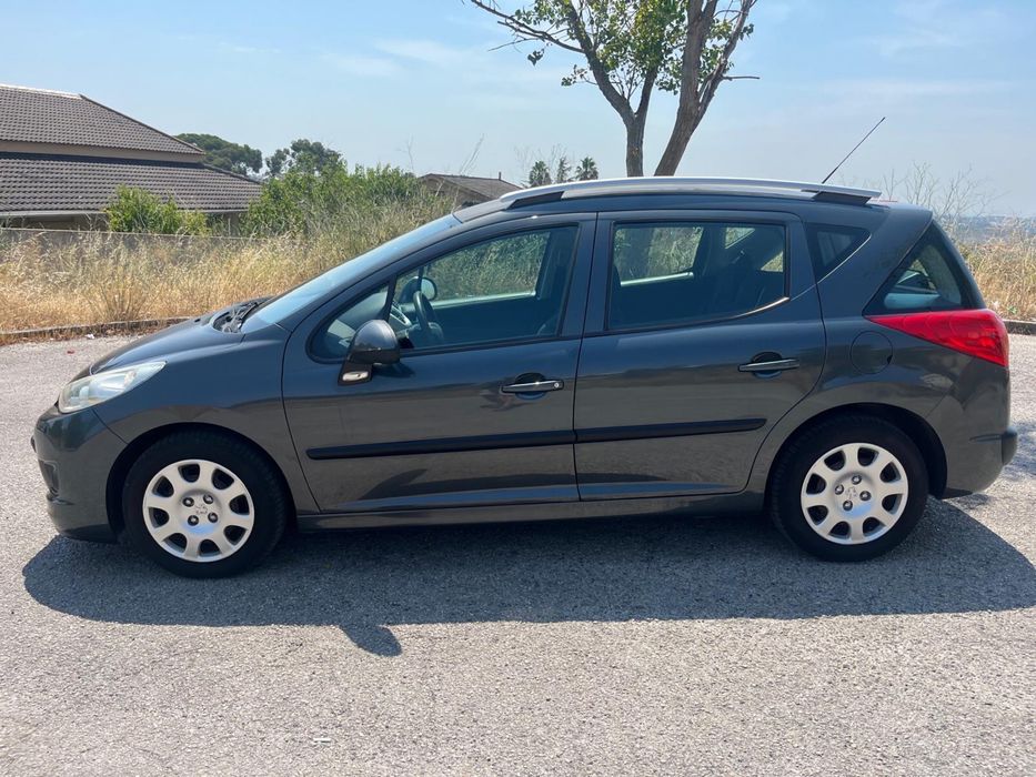 Vende se Peugeot 207