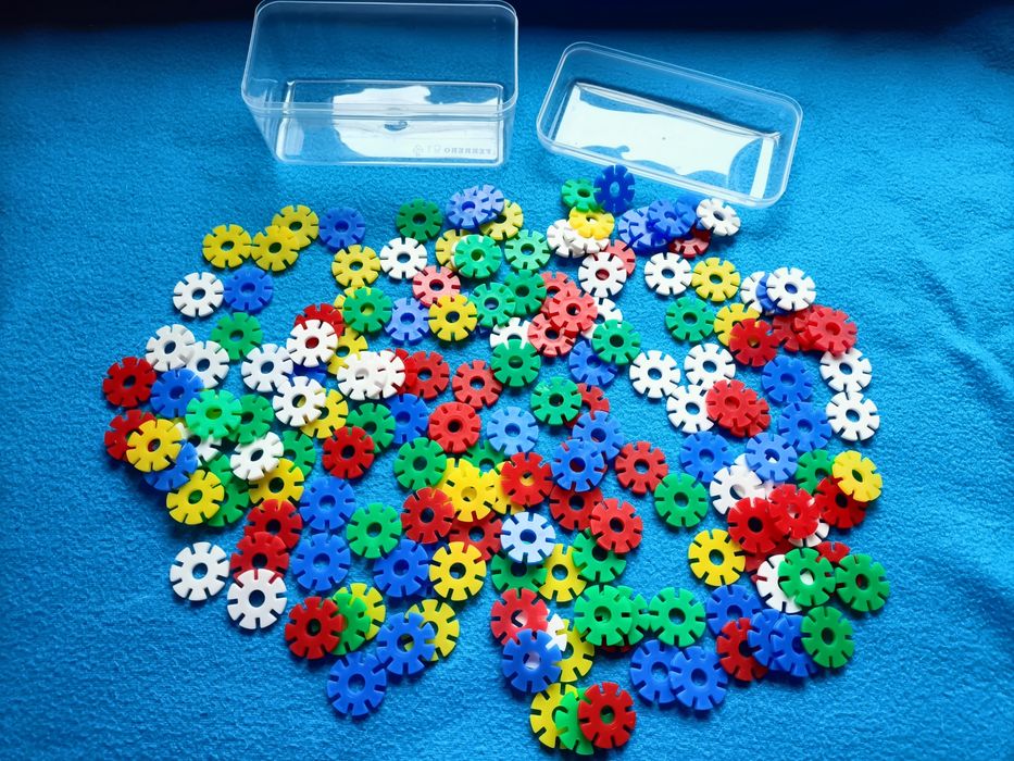 Lote de peças de encaixe didático