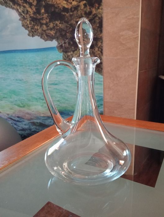 Licoreiras em cristal e em vidro antigas