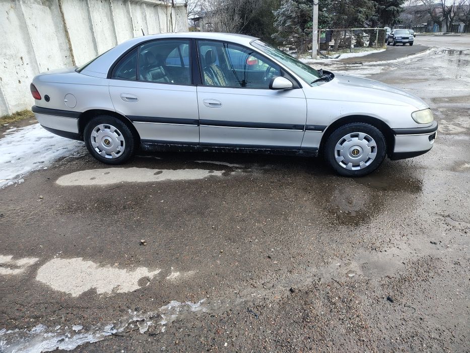 Opel Omega B 1999 2.0 Газ Бензин
