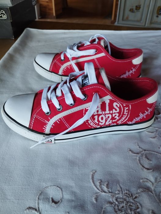 Кеди Converse та  HLS, набір