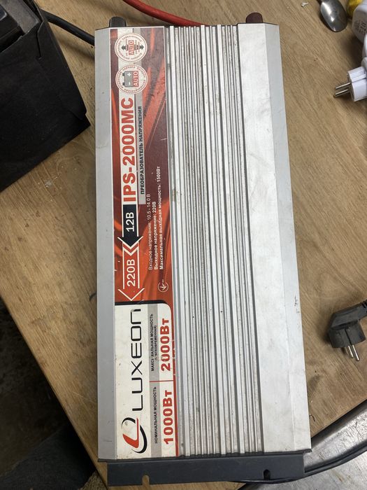 (інвертор) Luxeon IPS-2000MC.