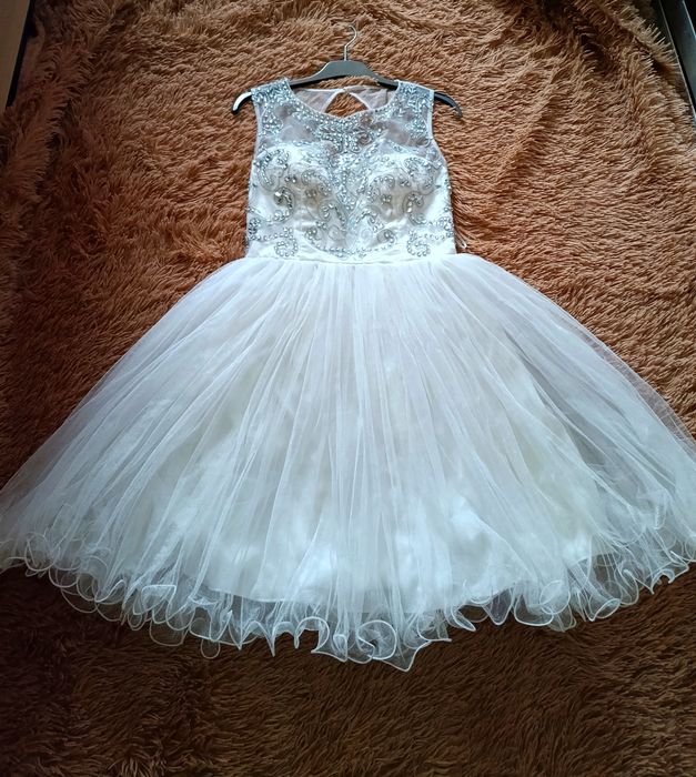 Плаття святкове.