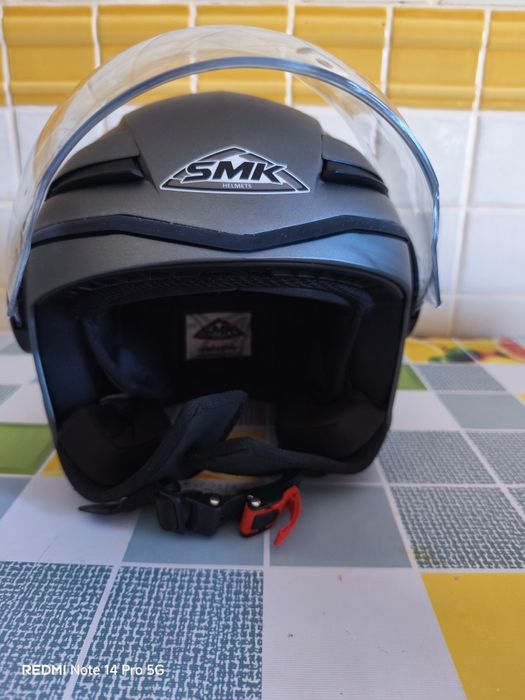 Capacete Jet SMK
