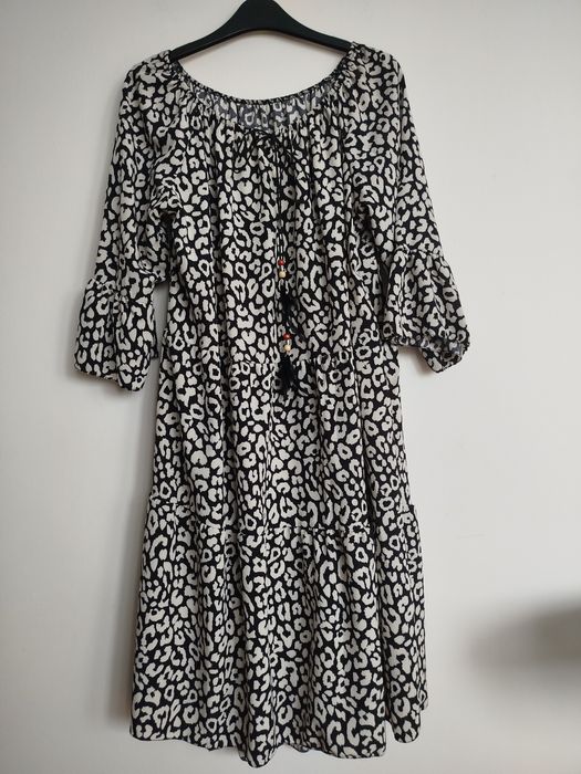 Nowa cienka sukienka L/XL