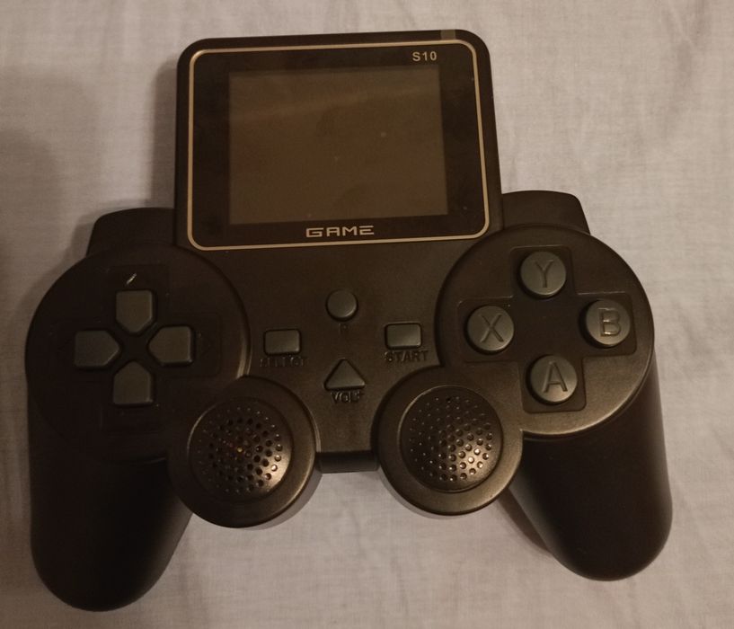Pad z grami gamepad nowy