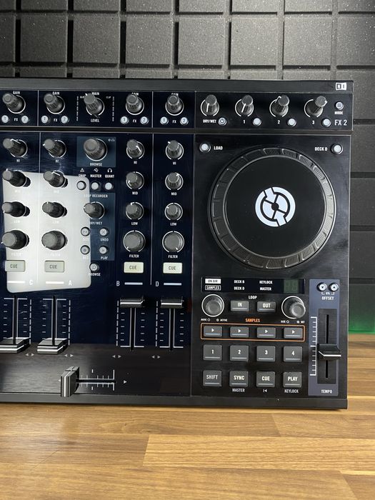 NI Traktor Kontrol S4 MK1 (Доставим курьером - БЕСПЛАТНО!)