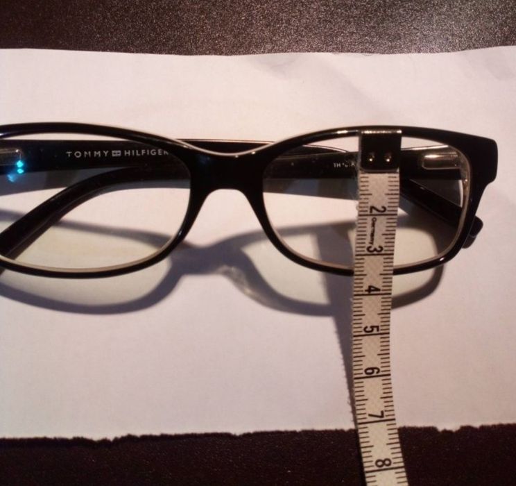 Okulary marki Tommy Hilfinger