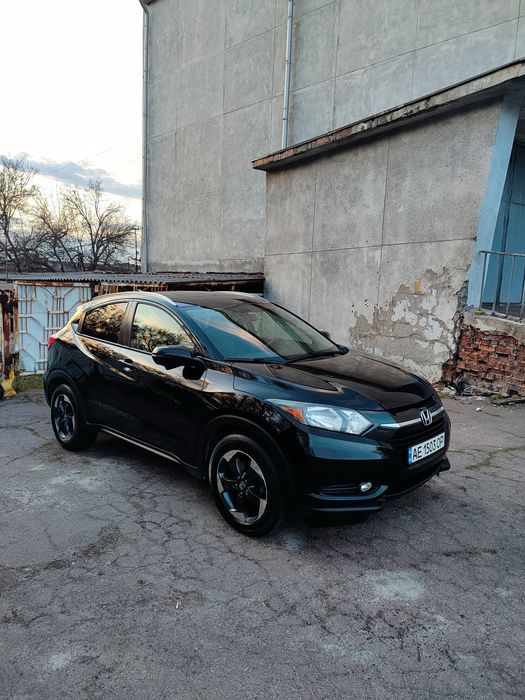 Honda HR-V 2018 VIN 3CZRU6H7XJM727610 фото оголошення 2 з 24