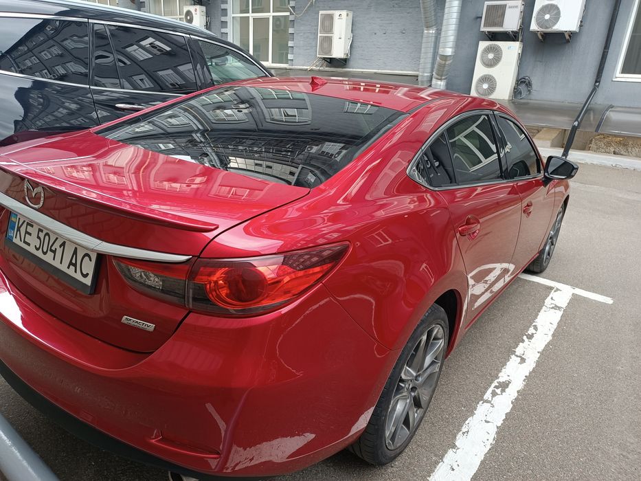 Продам свою машину. Mazda 6, 2,5 бензин, 2014 року.