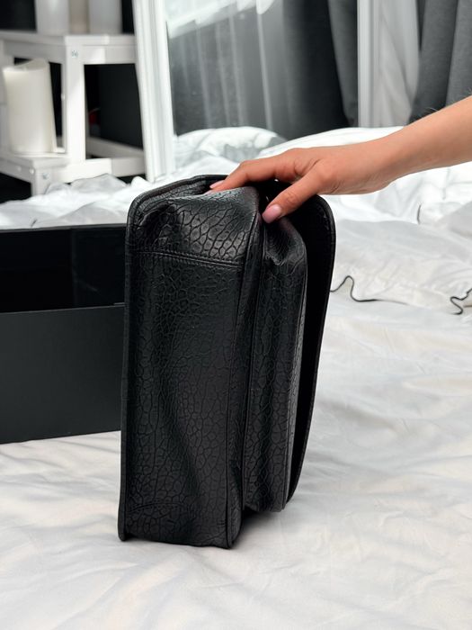 Сумка YSL Yves Saint Laurent Niki in Grained Lambskin Black / Silver