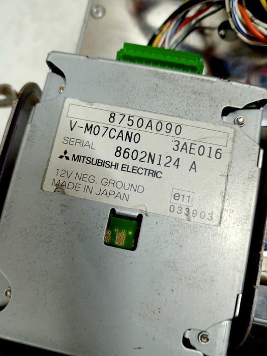 Mitsubishi Outlander 2 II radio nawigacja oryginał demontaż