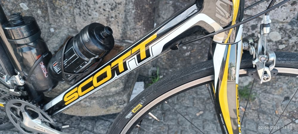 Bicicleta de estrada scott