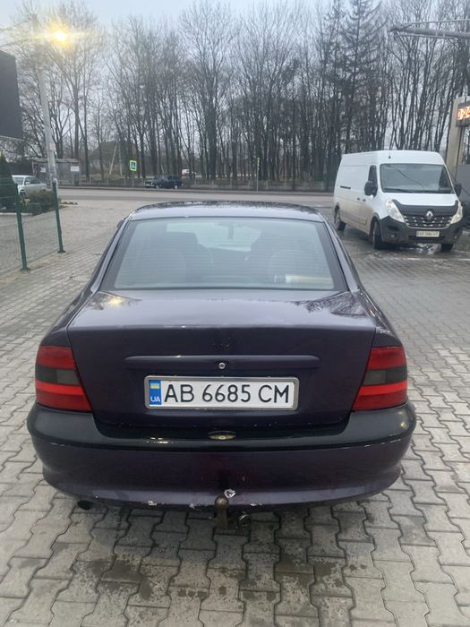 Opel Vectra B 1.8 газ бензин