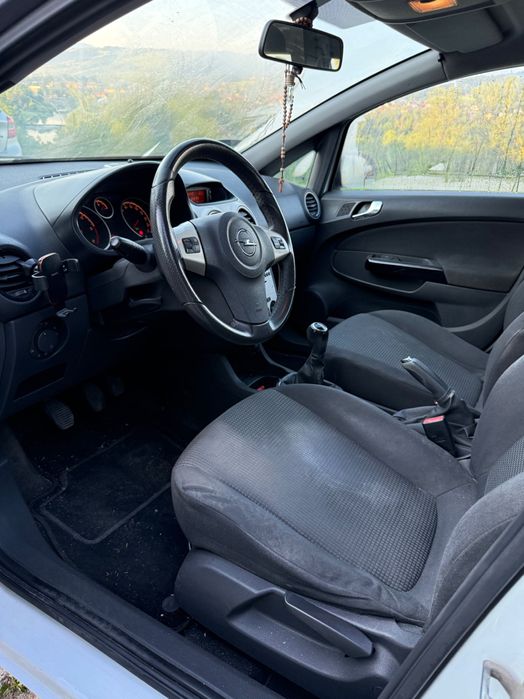 Opel Corsa 2008 1.3
