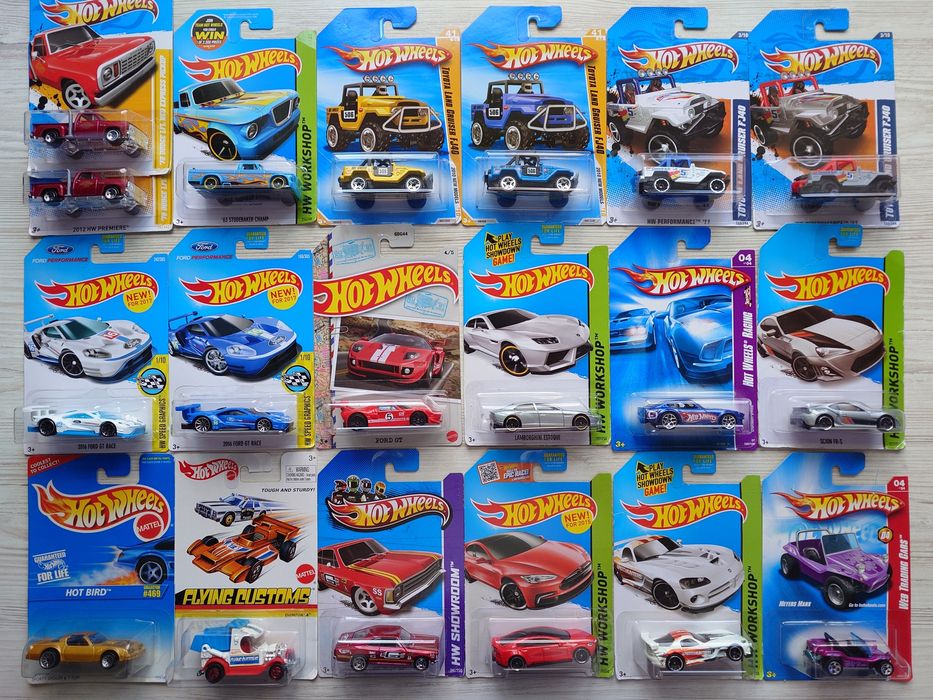 Машинки Hot Wheels Premium,мейн, AutoWorld, Racing Champions