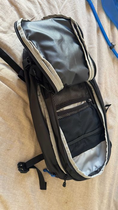 Camelbak Mule 12 de cor preto