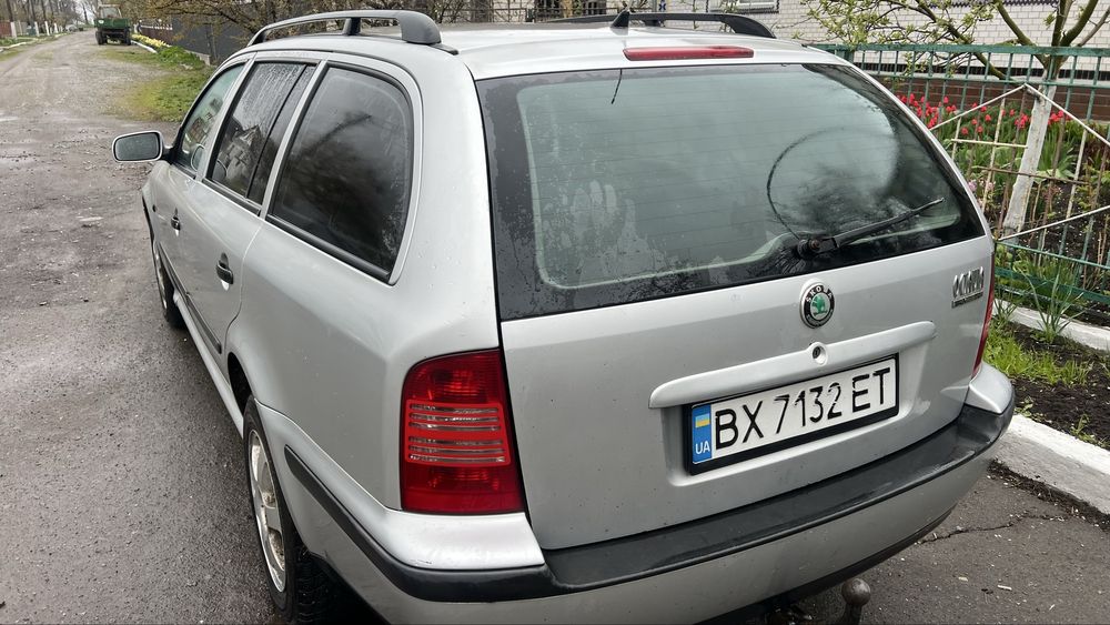 Продам шкода тур 1,9 тді