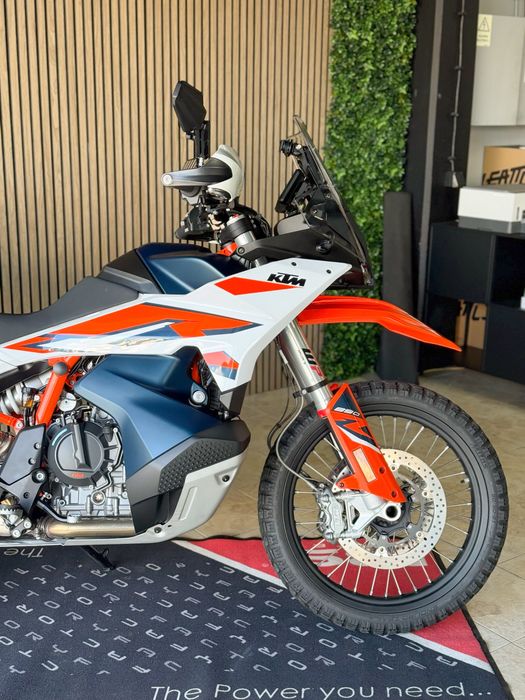 KTM 890 Adventure R