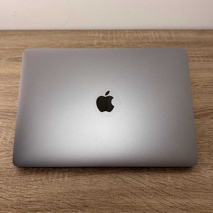 Apple Macbook Air A2337 2020 року M1 / 16Gb / SSD 256Gb (код: M0926)