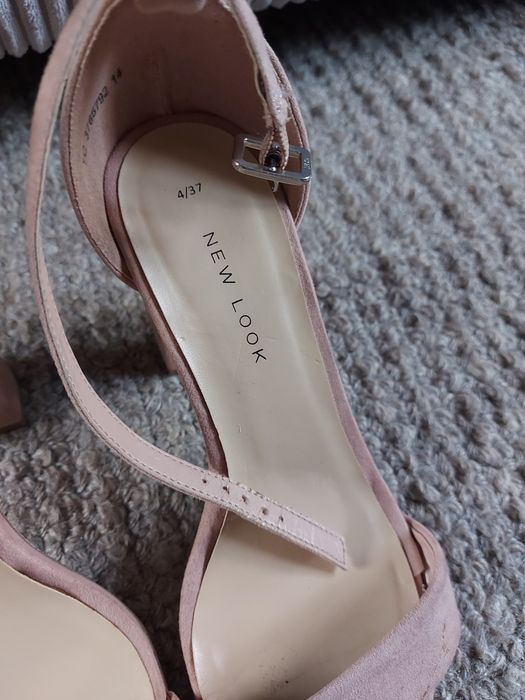 Buty/sandałki na słupku New Look 36/37