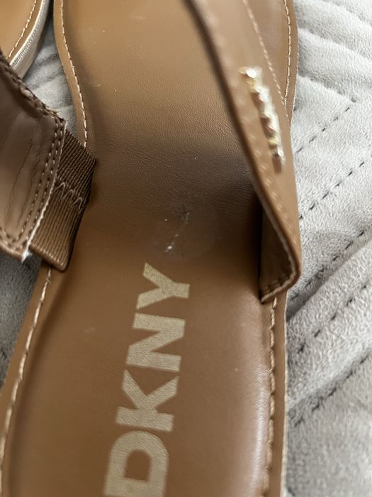 Klapki japonki DKNY