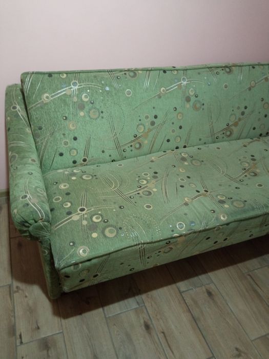 Диван розкладний.