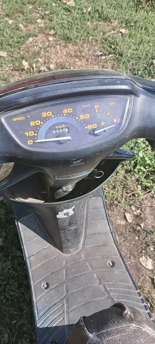 Продам скутер Honda Dio