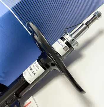 Амортизатор Задній Toyota Camry 40 2.4/3.5 06-11