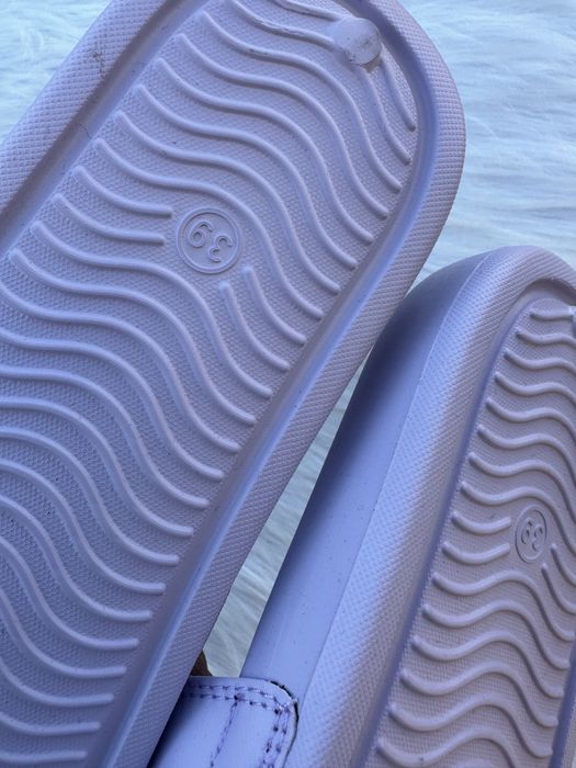 Nowe klapki Kubota rozmiar 39