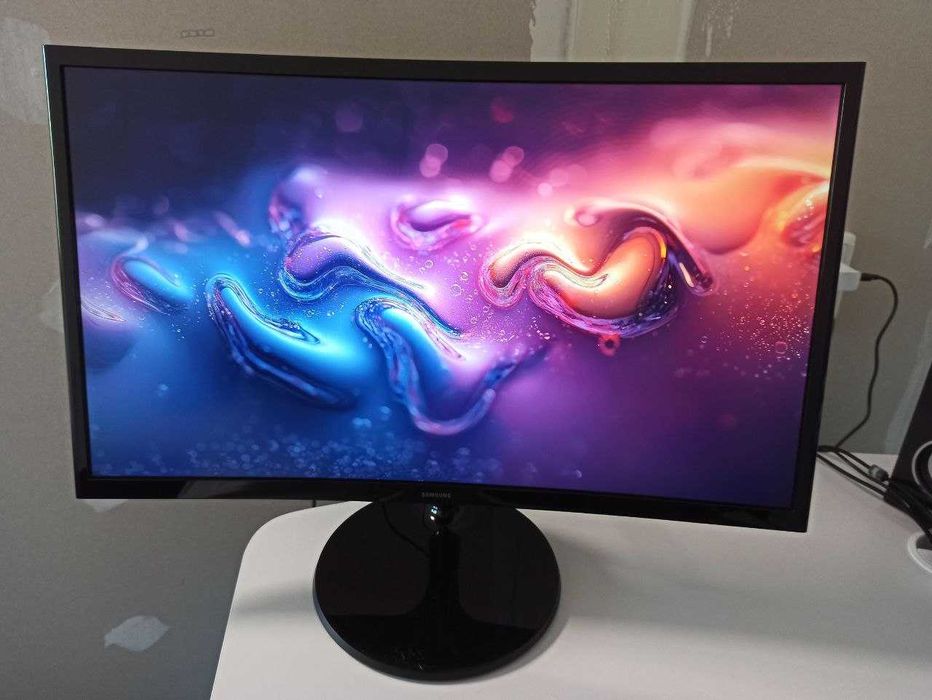 Samsung S24D360GAI 24" IPS 100Hz Full HD HDMI 12.2024 рік Коробка