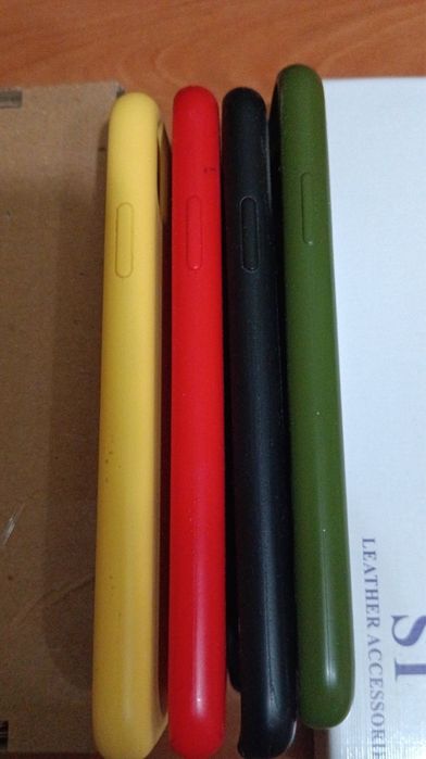 Продам чохли на iPhone XR