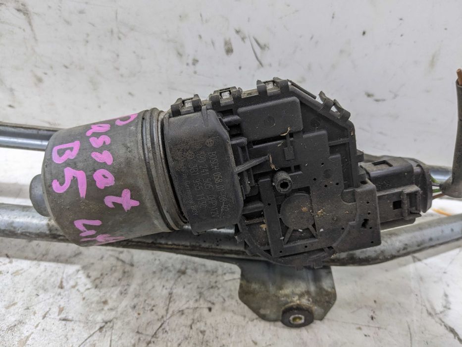 Volkswagen VW Passat B5 Silniczek Mechanizm Wycieraczek Przednich
