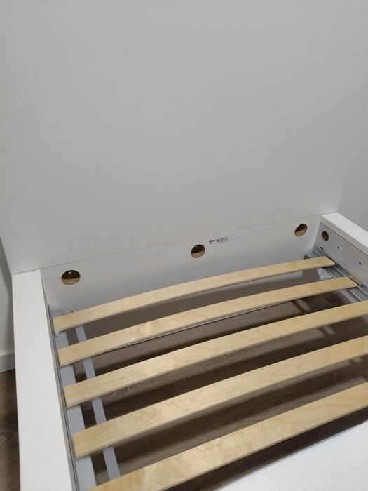 Cama Branca IKEA 90x200