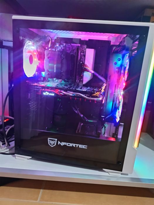 Desktop ASUS i5 6600k 3.9 GHz Turbo
Process