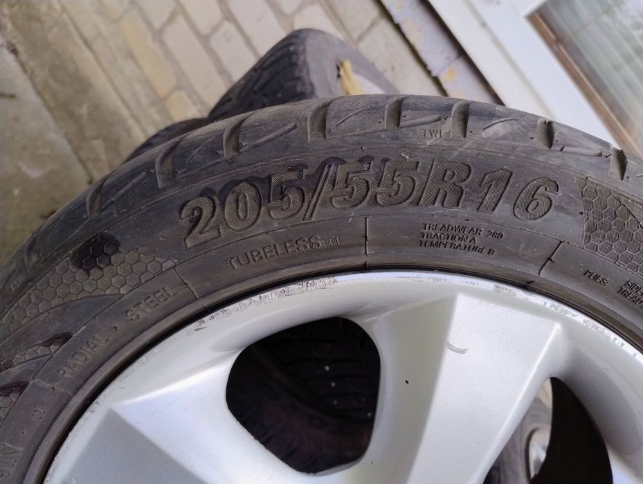 Диски в зборі 5*114.3*16