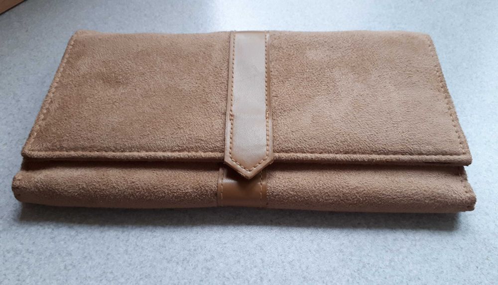 portfel damski beżowy