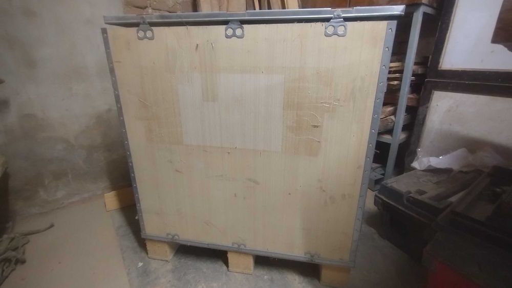 Skrzynia skrzyniopaleta transportowa sklejka metalowe narożniki