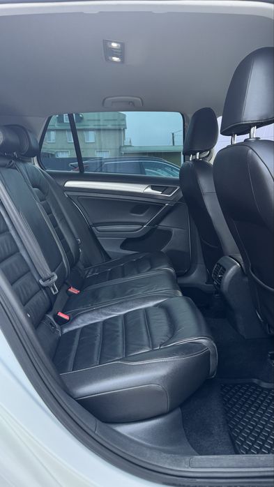 Volkswagen E-Golf Фольксваген Е-Гольф 2016 р 24 кВт ЗАПАС ХОДУ 120 км.